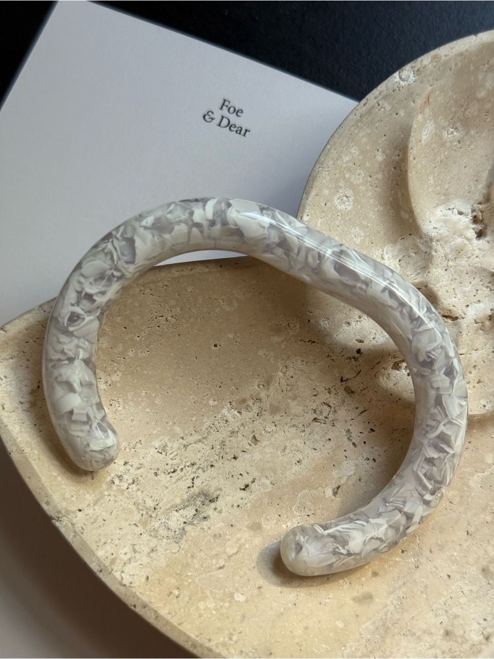 Foe & Dear ‘Mesa’ acetate cuff bracelet - Picture 3 of 4